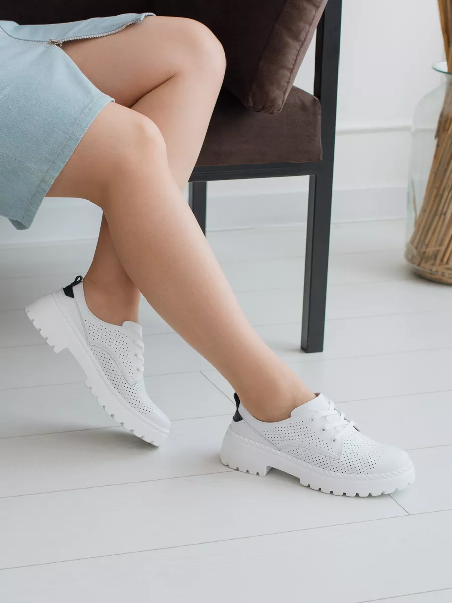 Туфли женские летние на низком каблуке с перфорацией FL2016-4