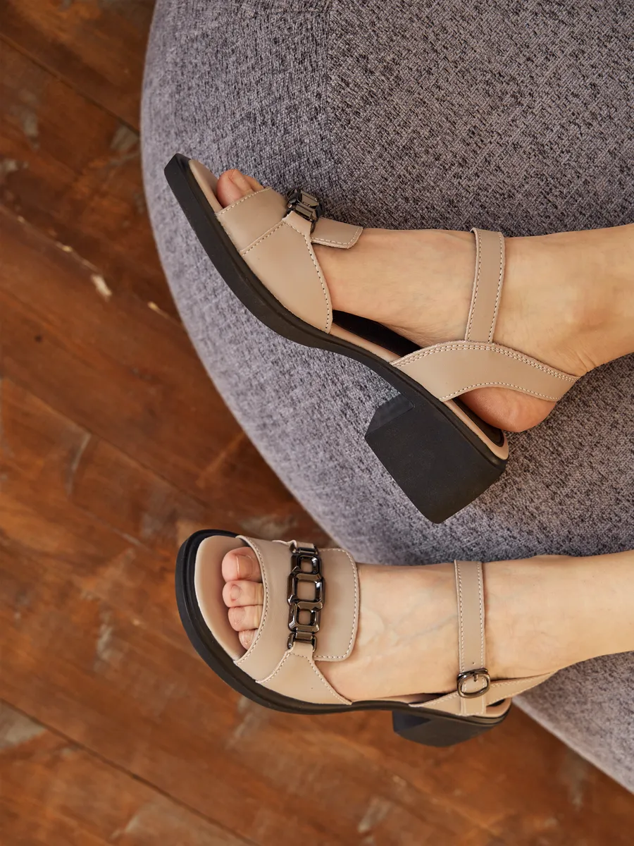 Босоножки женские летние на каблуке бежевые 51-BKY4-12-108k