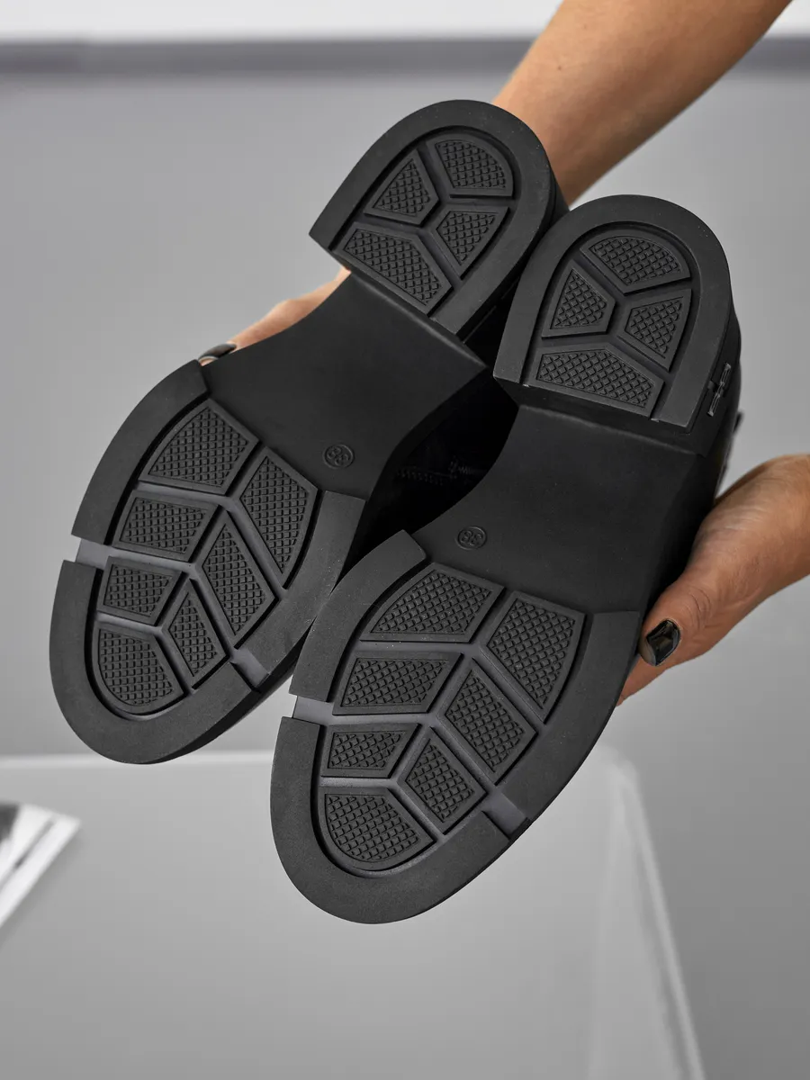 Ботинки женские зимние на каблуке натуральная кожа U510-010