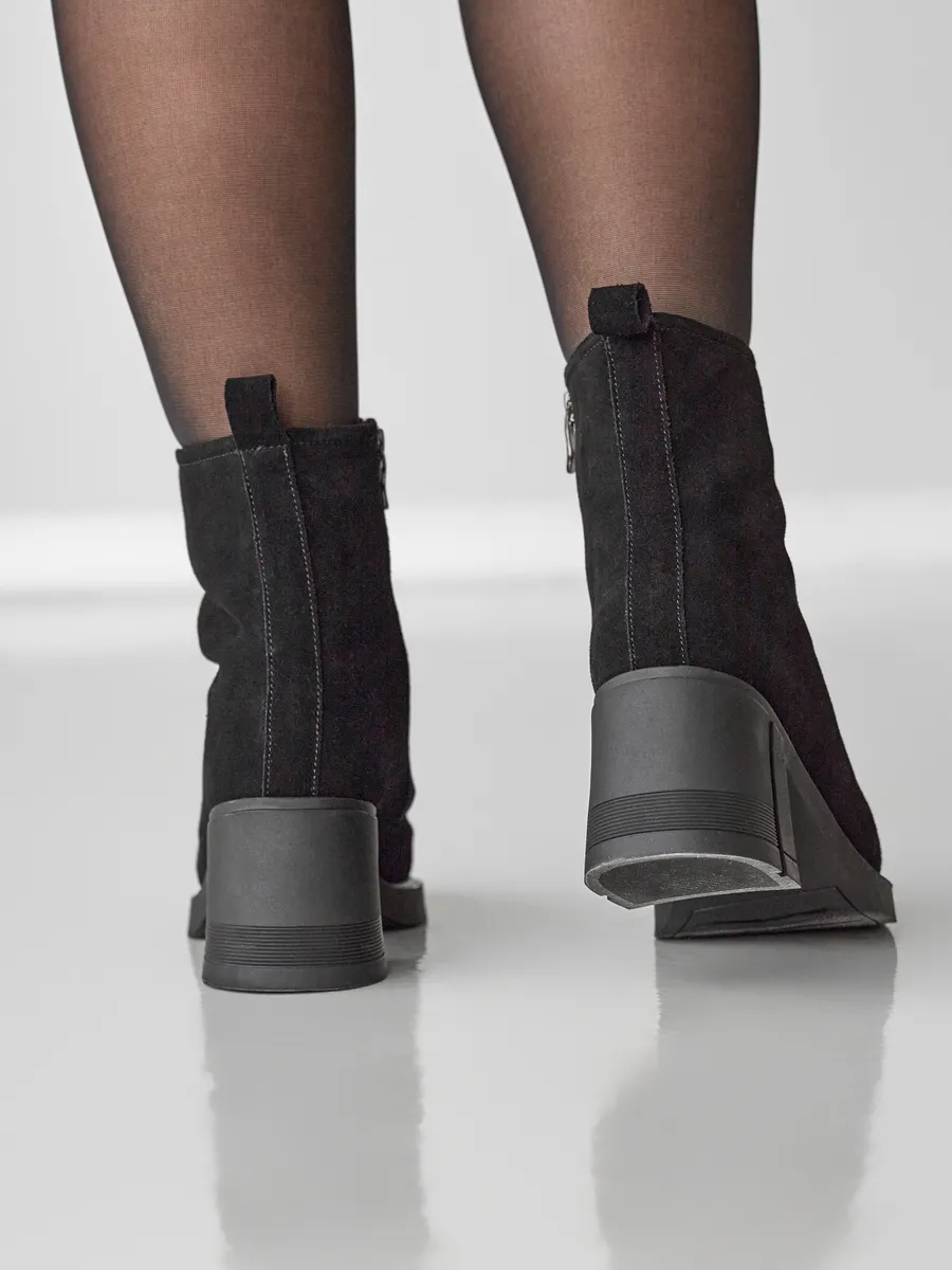 Полусапожки женские зимние натуральные замшевые на каблуке 42-ZME25-28-201