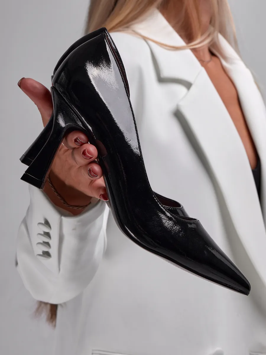 Туфли женские на каблуке вечерние лакированные черные HIR-52511-1A-AP